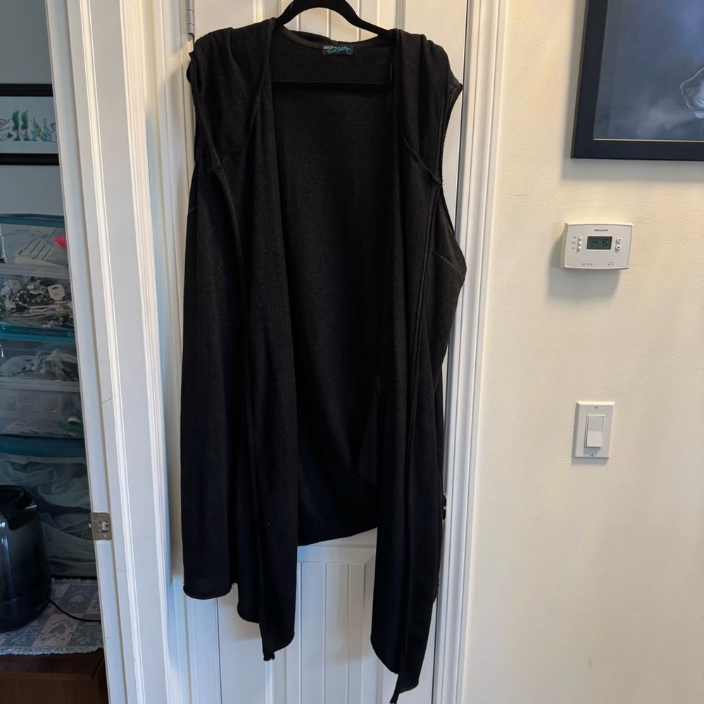 MBLM Tess Holliday Black Sleeveless Cardigan Vest
